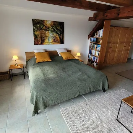 Kietzspeicher App 18 Waren (Mueritz)